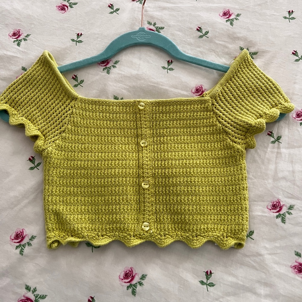 Zara sweater top